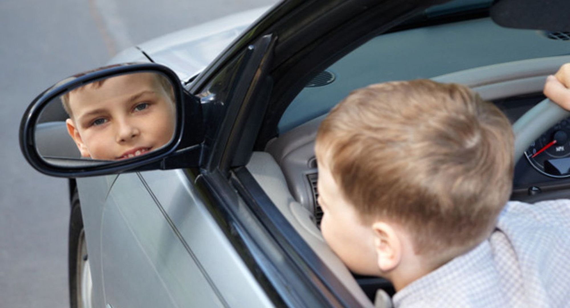 Несовершеннолетний за рулём: штраф и последствия