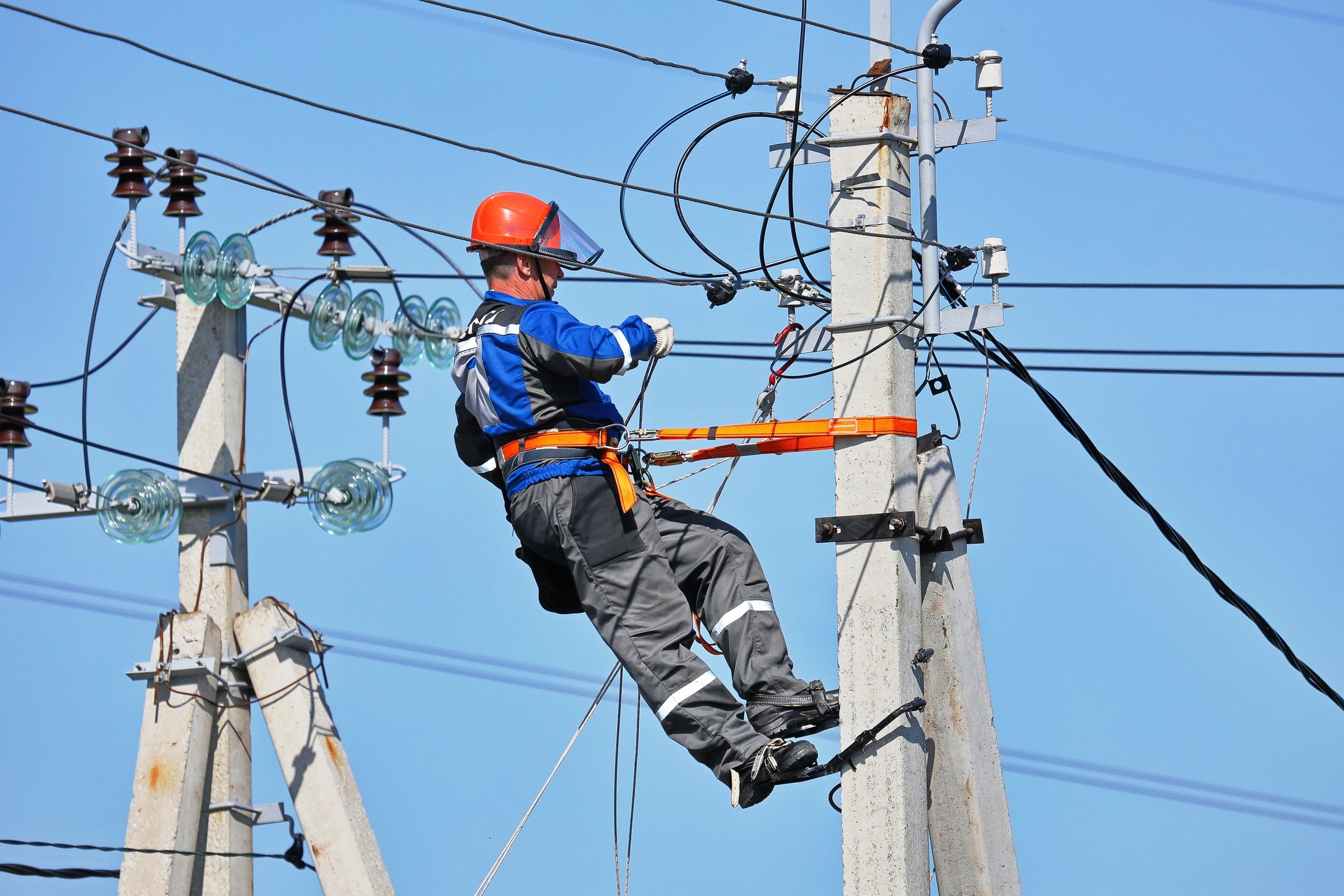 Отключение электроэнергии за неуплату — коммунальных услуг порядок, законно ли квартплаты, в СНТ